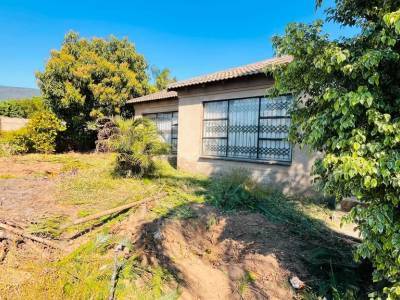 A 9-room house plus a single garage