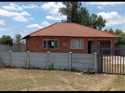 2 bedroom house for rent in Meiringspark