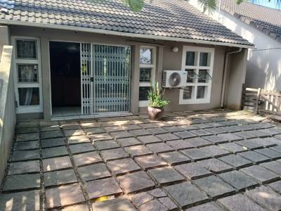 Charming 2-Bed Home with Garden &amp; Pool Access!